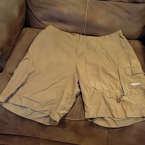 Men's cargo shorts